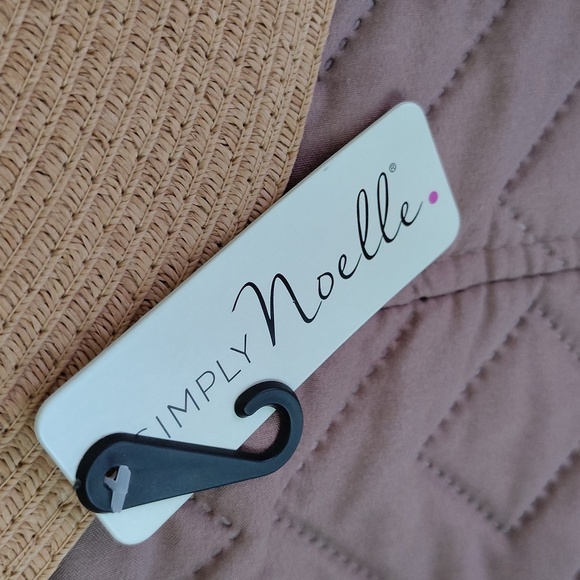 Summer cute White Sun Hat with Wide Brim - Picture 3 of 3